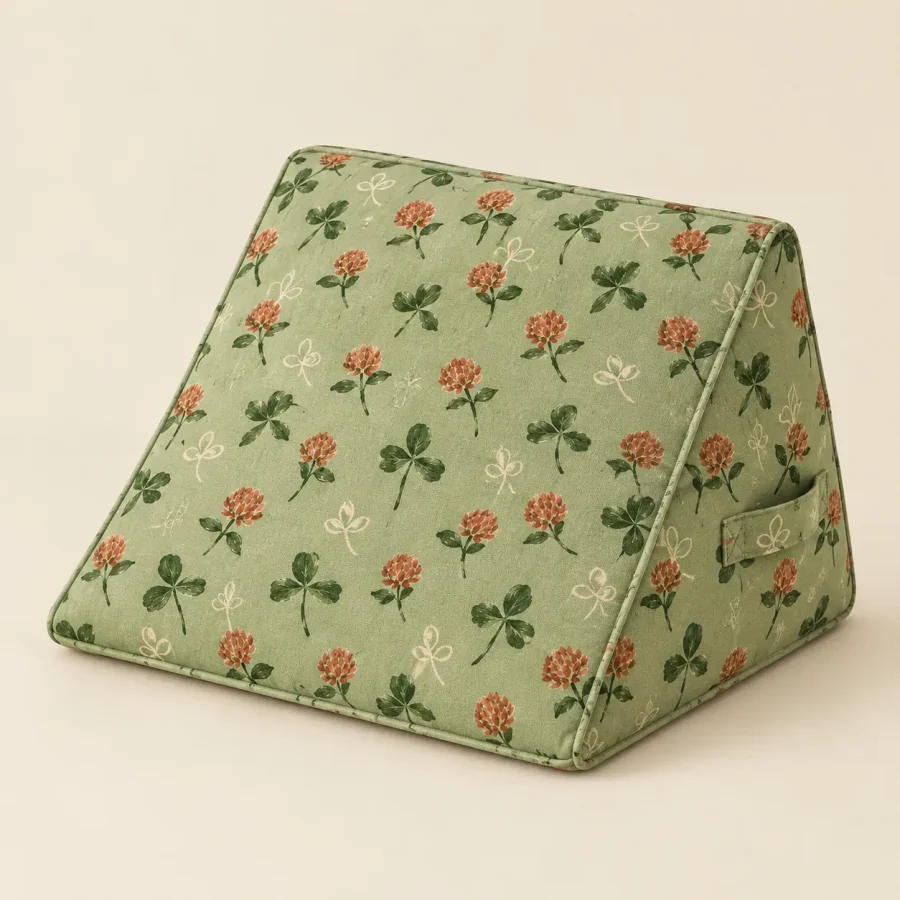 Clover Corner Block, studio photo