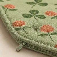 Clover Quarter-Round Mat, close-up of the print and stitching