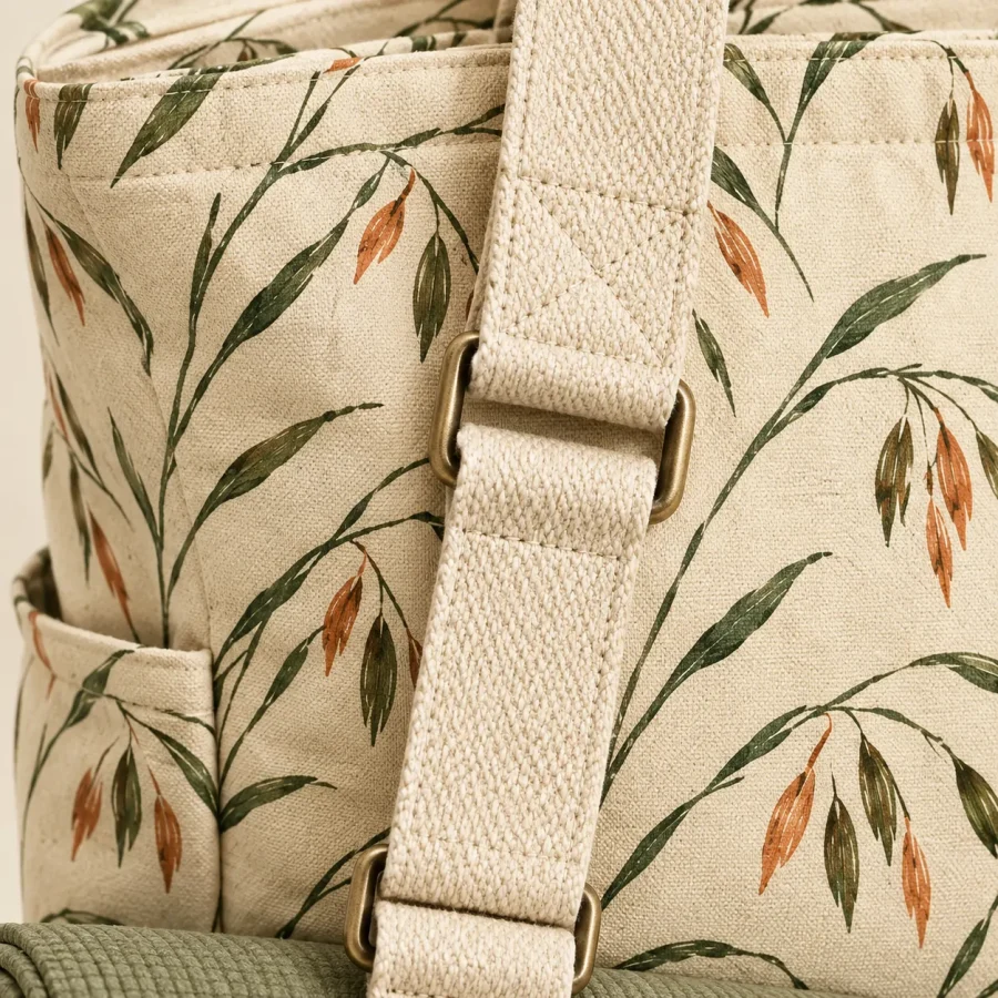 Oat Mat Tote, close-up of the print and stitching